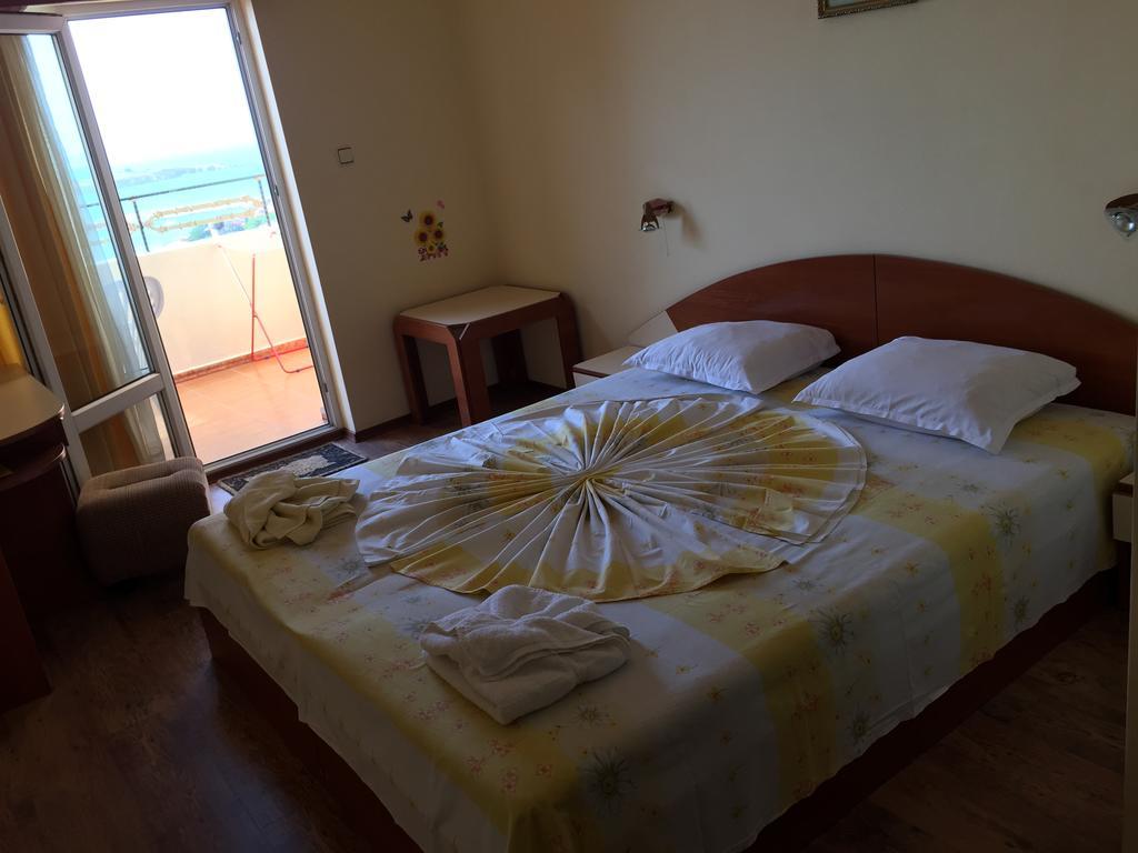 Guest House Hetodon Sozopol Bagian luar foto